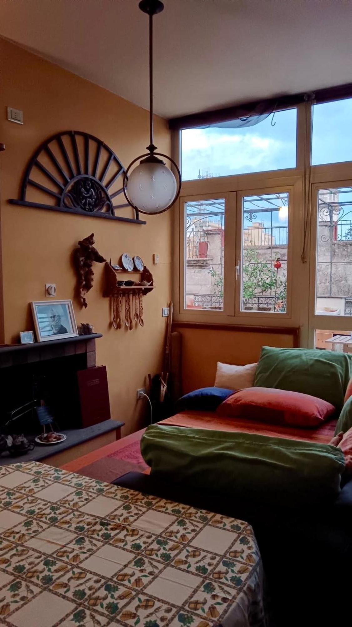 Lemon Tree Terrace Apartment *